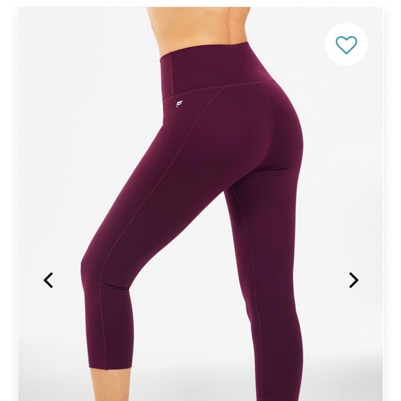 Fabletics Burgundy Crop - Picture 3 of 3